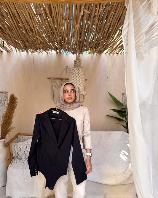 Black bodysuit shirt - Seamless Tucked Look