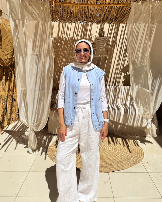 Lightweight Sleeveless Vest – Baby Blue