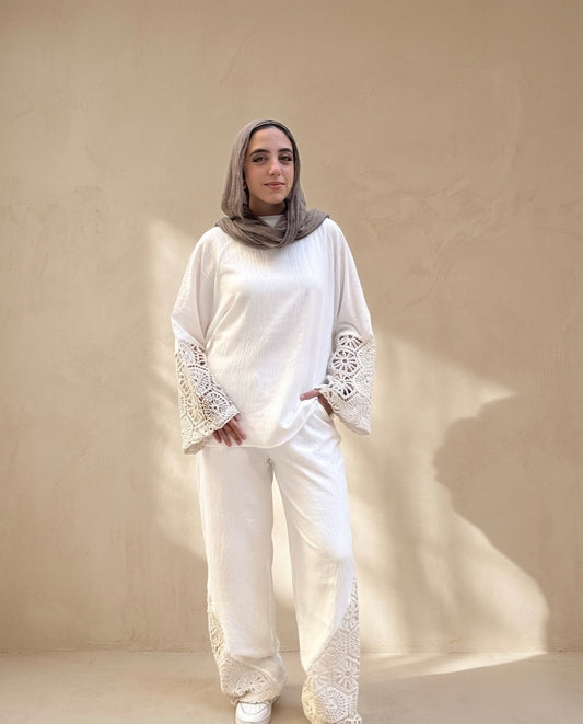 Off-white breeze two-piece set with Pants Liner